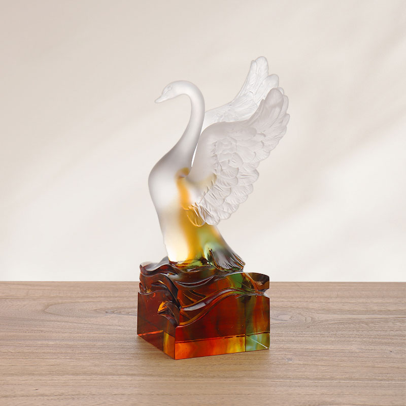 Glass Swan Figurines Ornaments