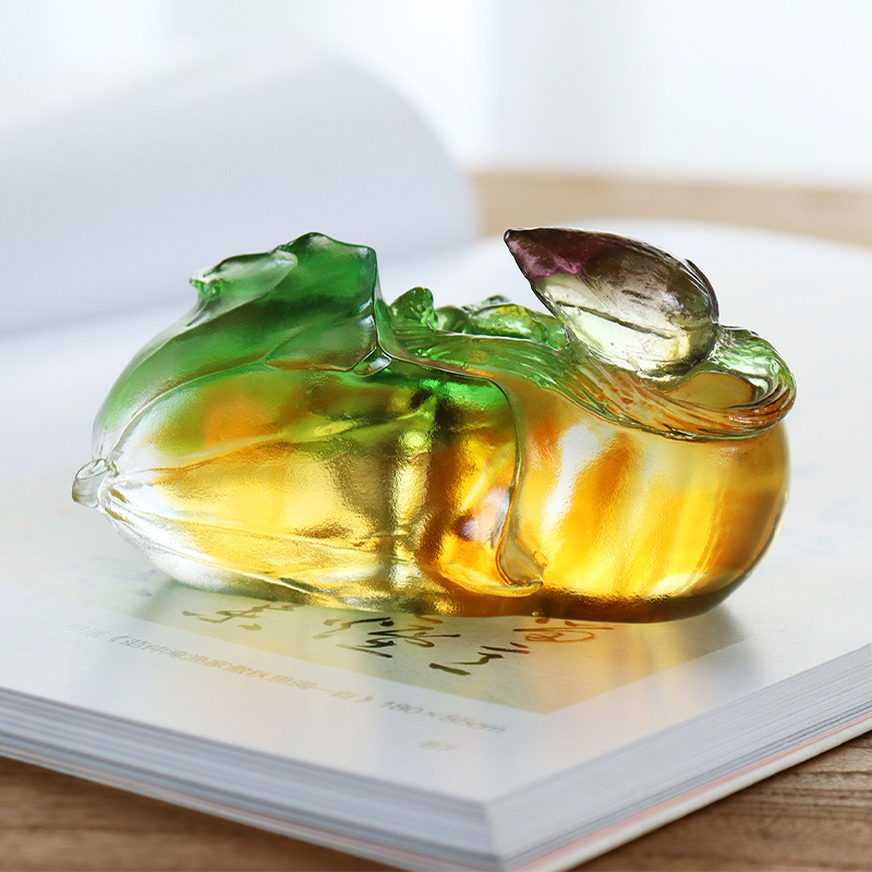 Mga Ornament sa Sculpture na may kulay na Crystal Glass na hugis persimmon