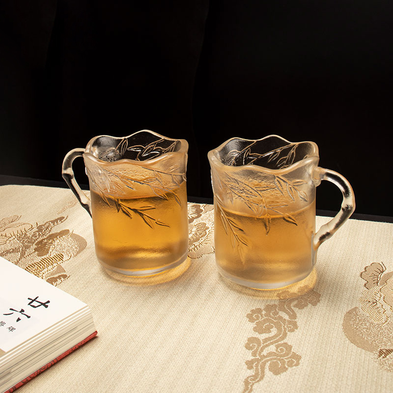 Bamboo leaf relief Glass Cups With Handles