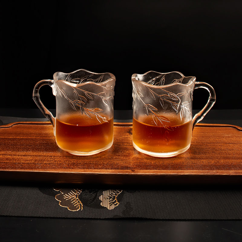 Bamboo leaf relief Glass Cups With Handles