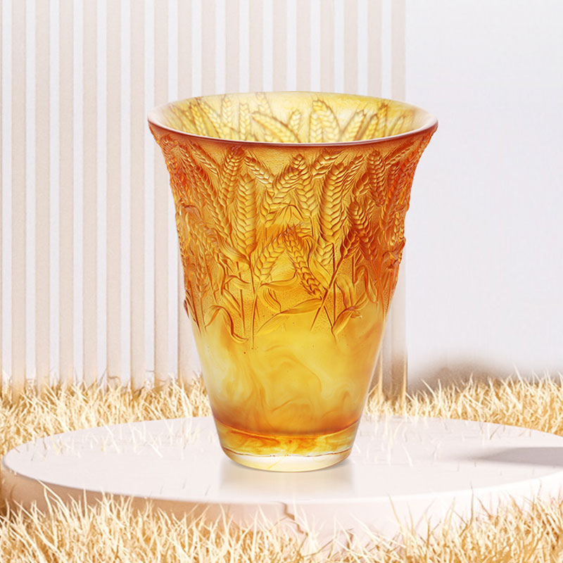 Amber Glass Vase na Embossed na may Wheat ears