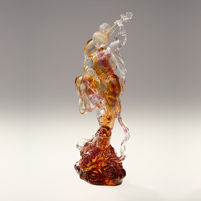 Elegante at kaaya-aya na mga palamuting eskultura ng salamin ng babae