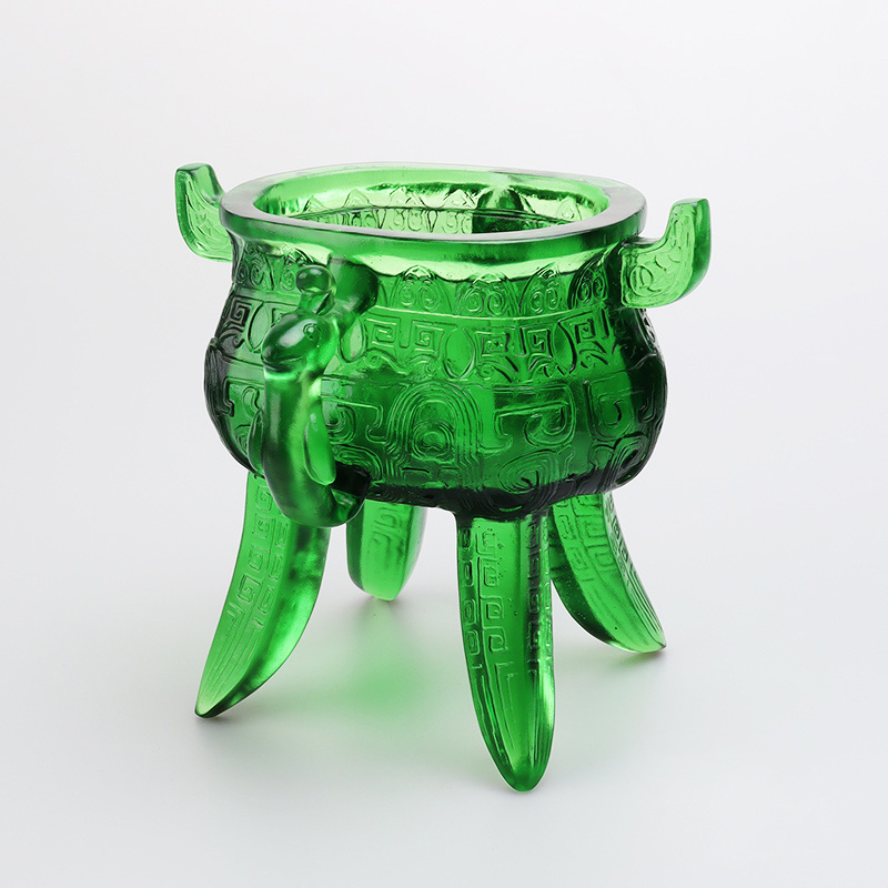 Emerald green na Crystal Glass tripod na may mga hawakan na hugis tainga